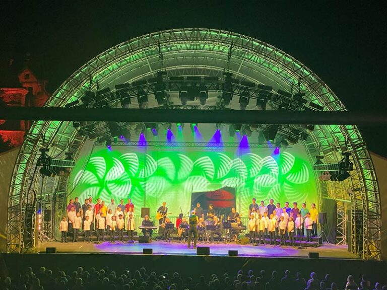 Systemtechniker für Licht bei OpenAir Veranstaltung